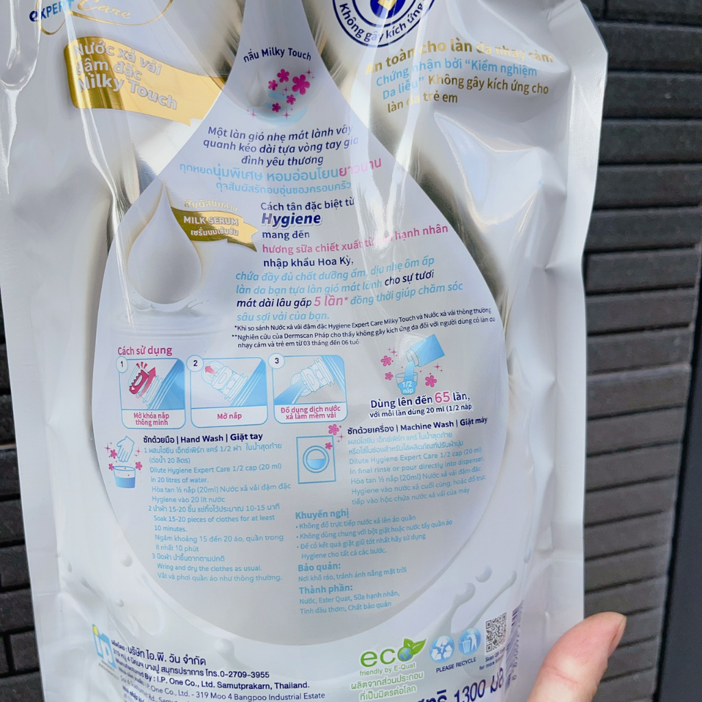 Nước Xả vải hygiene chính hãng đậm đặc thơm lâu, nước xả Thái màu đen, trắng 1300ml.