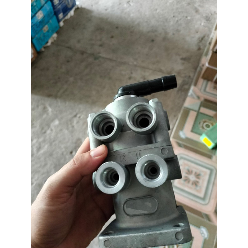 Tổng phanh xe tải Faw siêu ăn chính hãng