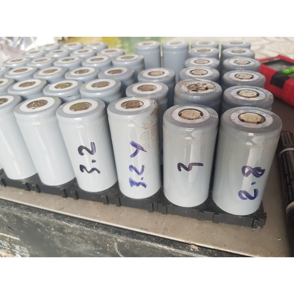 Pin sắt 32650 6000mah tháo khối ngon, chế bình xe máy, có hàn sẵn kẽm theo yêu cầu