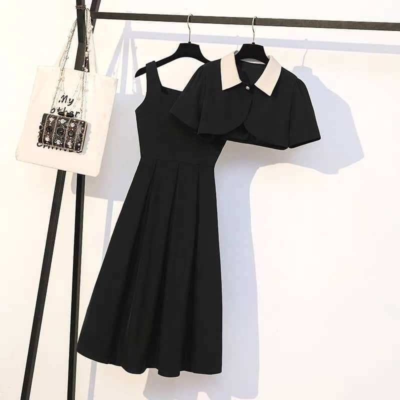 Váy đen kèm áo khoác Size M newtag