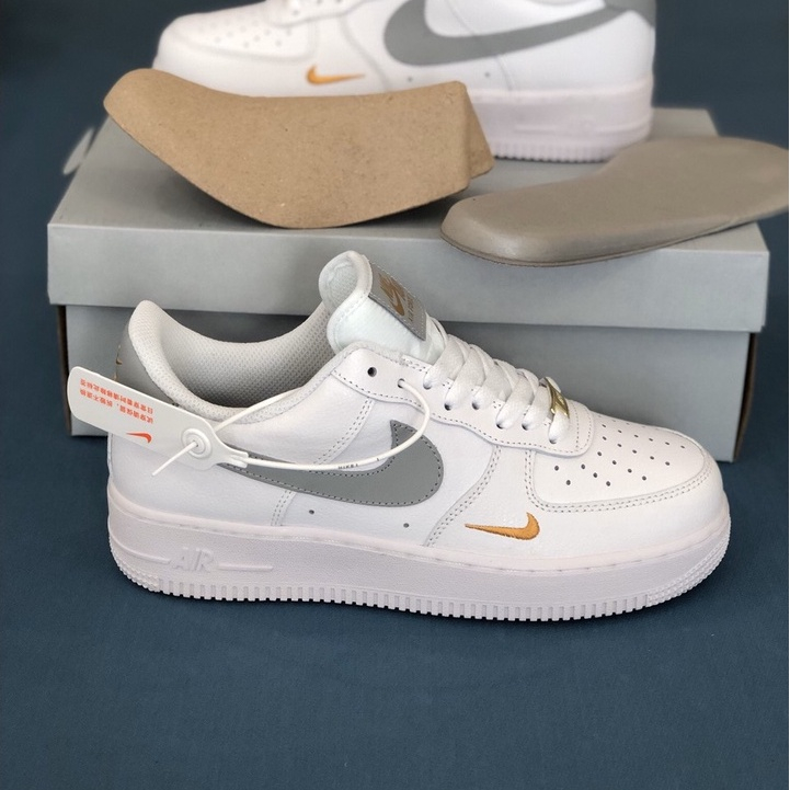 Giày_Nike AF1 Nam Nữ Thể Thao, Giày Air Force 1 Xám Thêu Vàng Thời Trang Hàng Đẹp Full Box