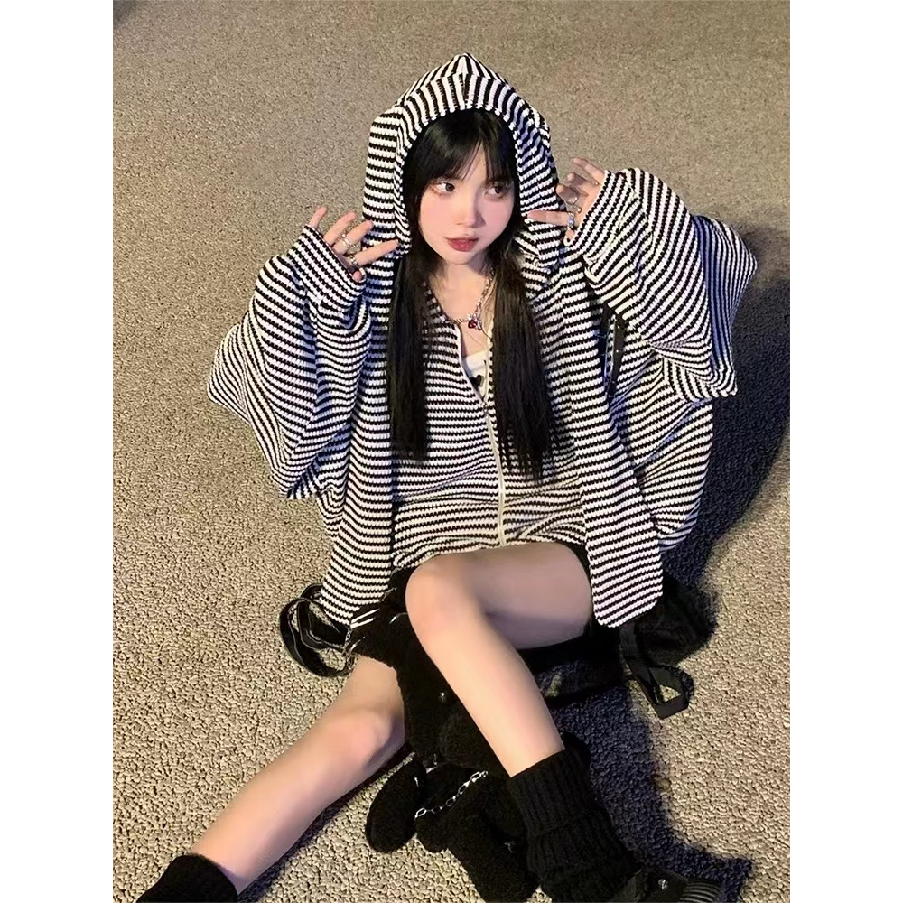 Áo khoác len cardigan mũ thỏ tai dài sọc ngang nhỏ có hoodie mũ khóa kéo len dày dặn oversize ngọt ngào