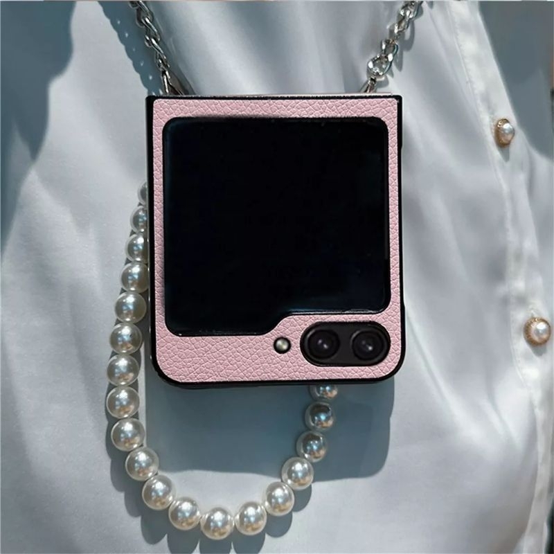 Ốp Z Flip5 - Z Flip4 - Z Flip3 - Flip5 5G chất da màu hồng baby charm em bé cute kèm dây ngọc dễ thương