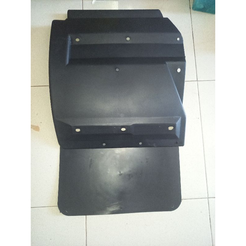 Dè chắn bùn bánh trước kia k3000/k165/k2700