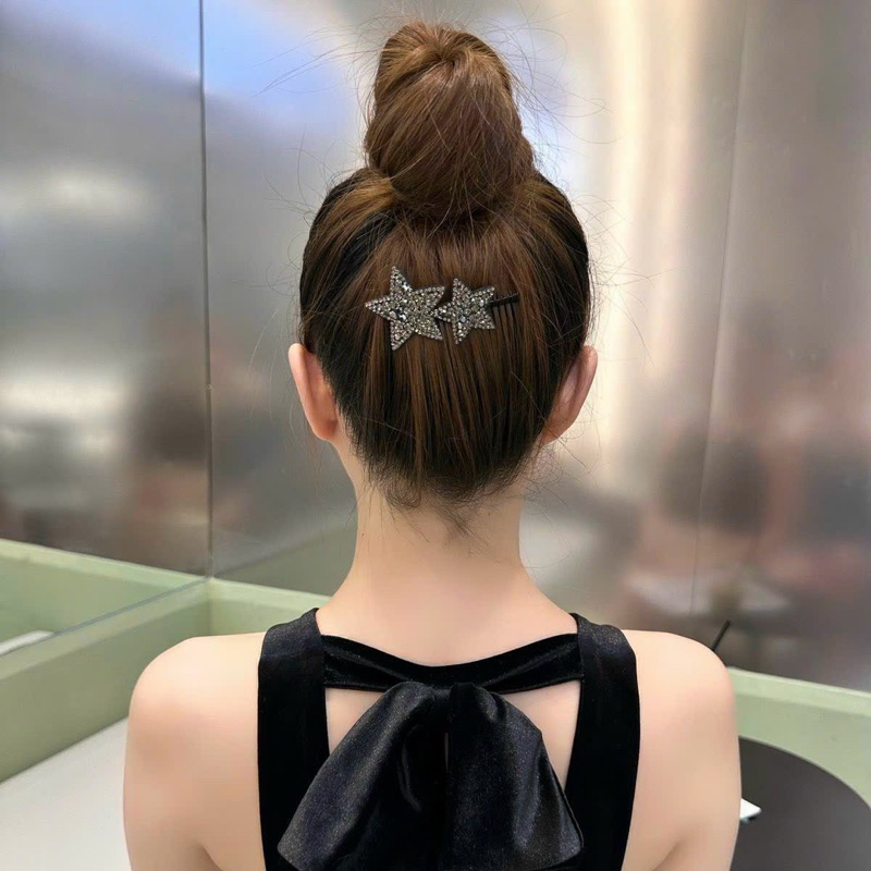 Xược tóc 2 ngôi sao gắn đá  sang chảnh