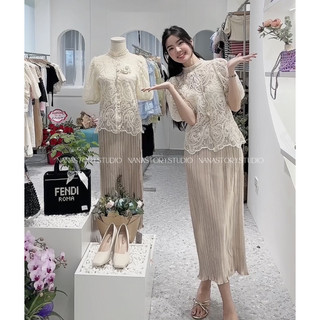 Set áo ren vintage kèm chân váy dập ly tulip
