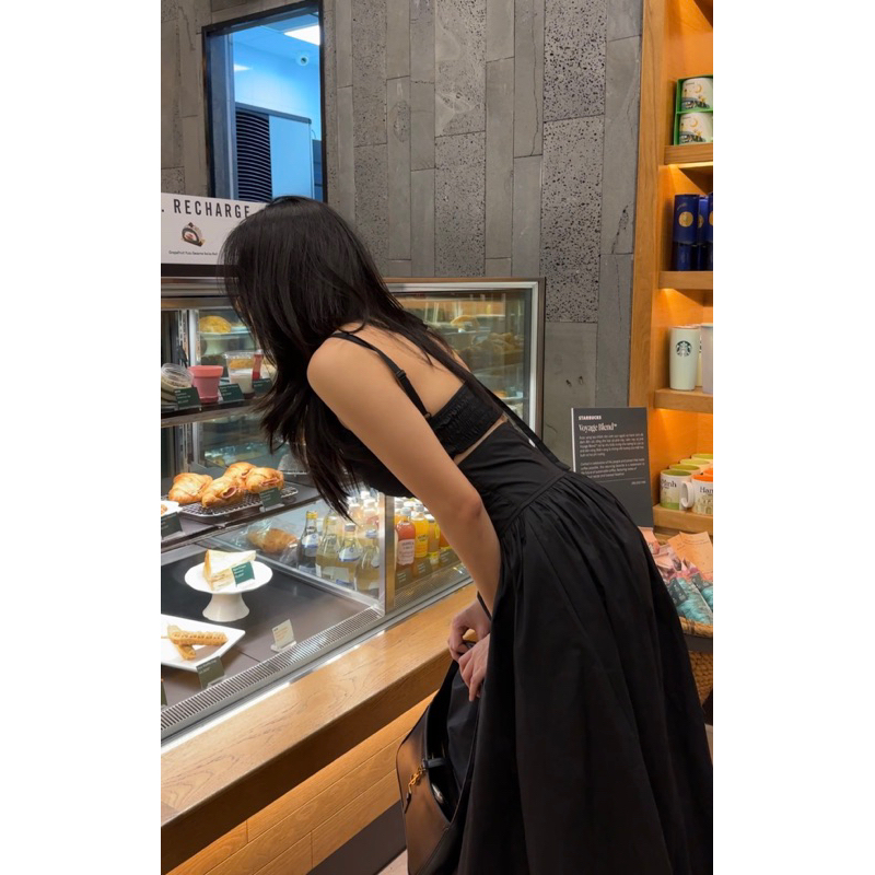 Đầm maxi khoét eo