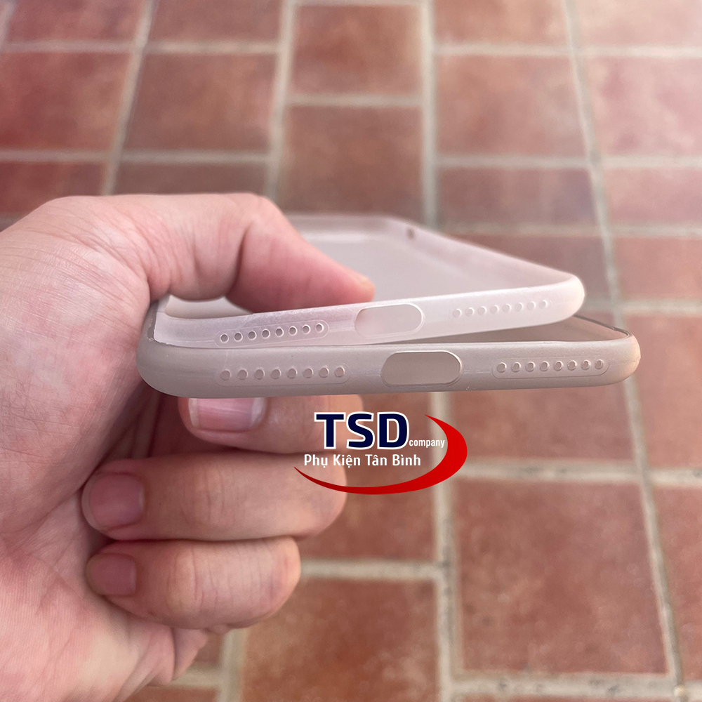 Combo 2 Ốp Lưng Trong Nhám Unibody Cho iPhone 7 Plus / 8 Plus