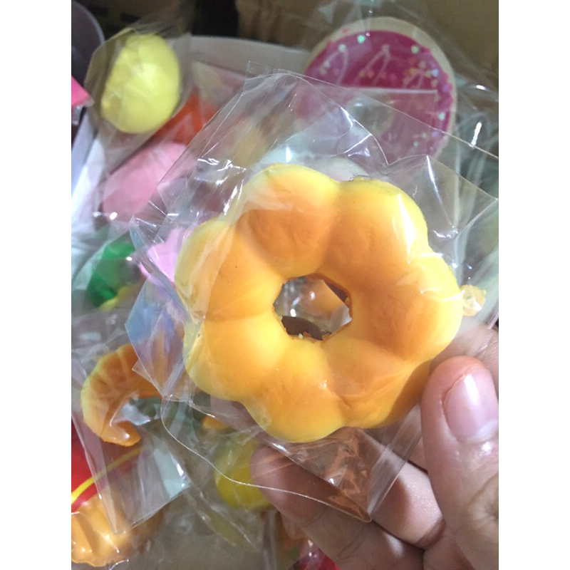 Squishy đô nút hoa🌼