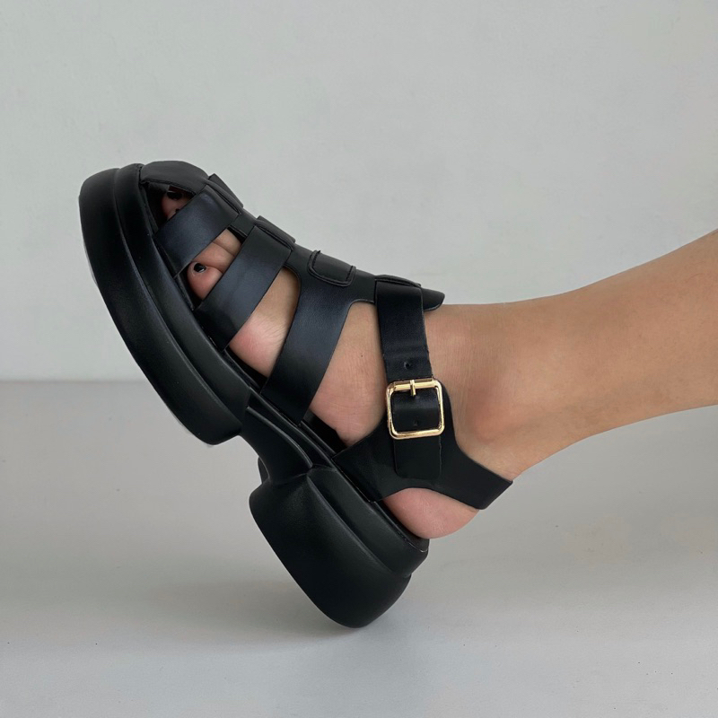 Sandals nữ quai rọ có khoá cài đế PU mềm êm chân gót cao 5cm Hot Trend