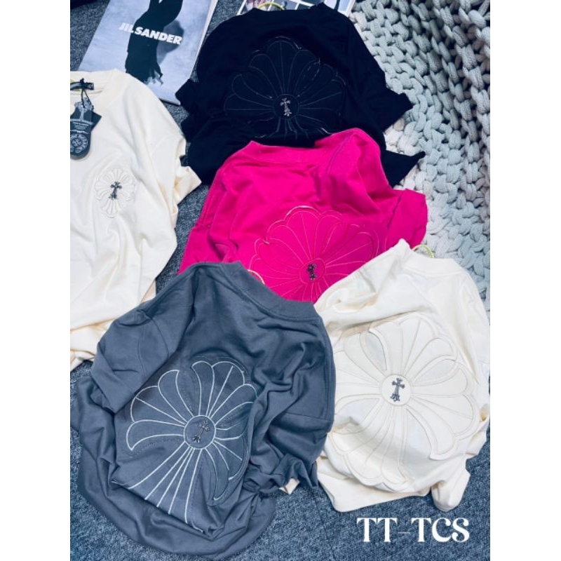 Áo phông chữ thập lưng hàng QCL1