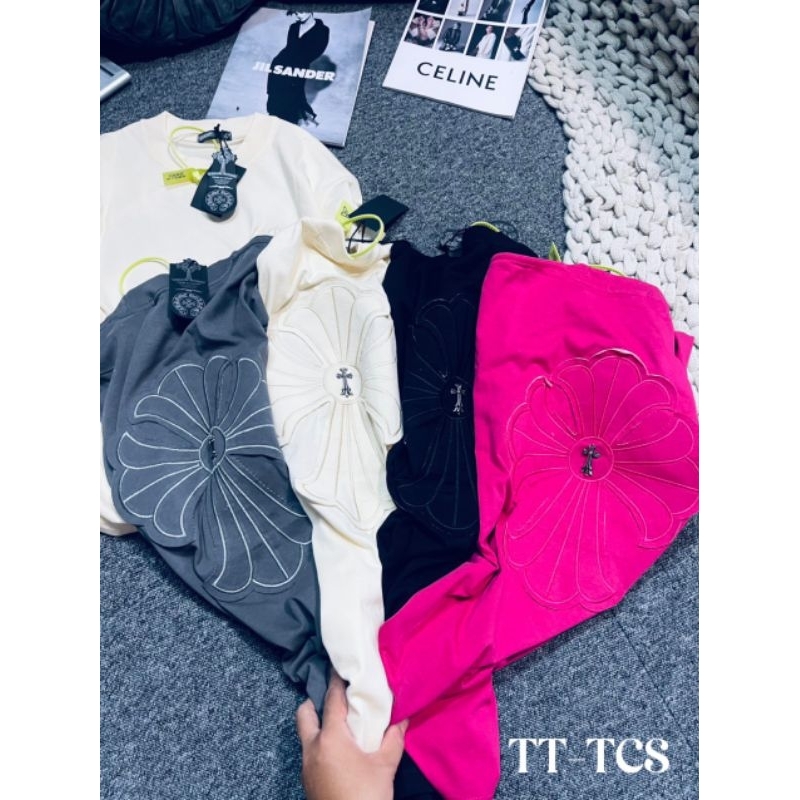 Áo phông chữ thập lưng hàng QCL1