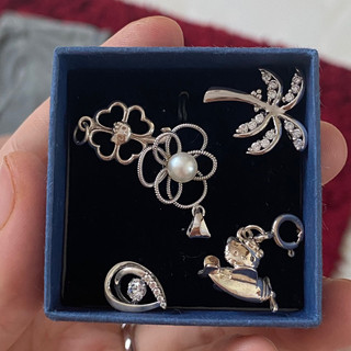Mặt dây chuyền bạc