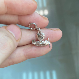 Mặt dây chuyền bạc