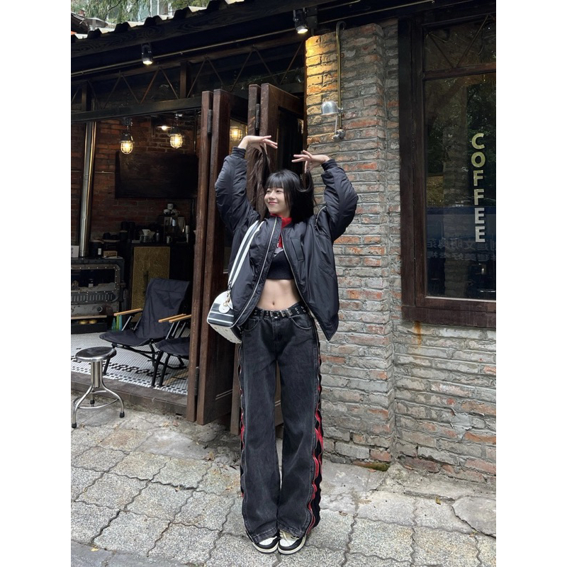Áo khoác bomber streetwear logo thêu,phong cách đường phố