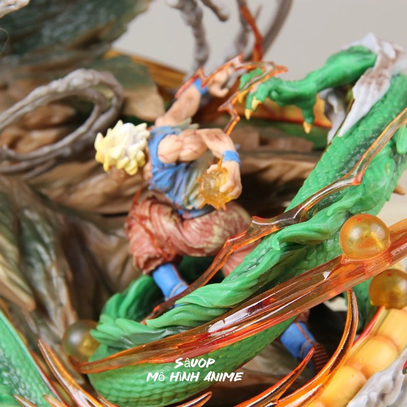 Tặng kèm led Mô hình Son goku và Vegeta đại chiến cao 35cm