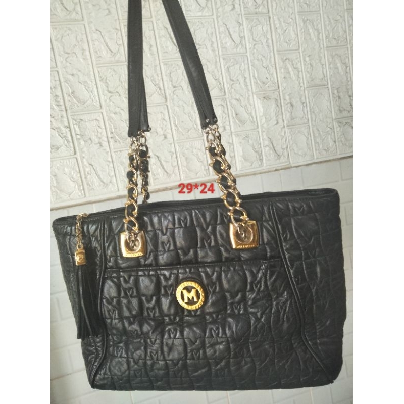 Metrocity authentic ❌ Hết ạ ❌