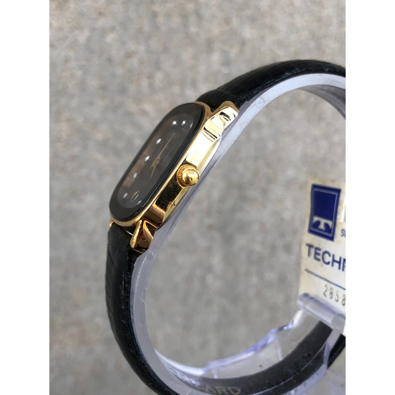 Đồng hồ NỮ TECHNOS THUỴ HÀNG 2hand