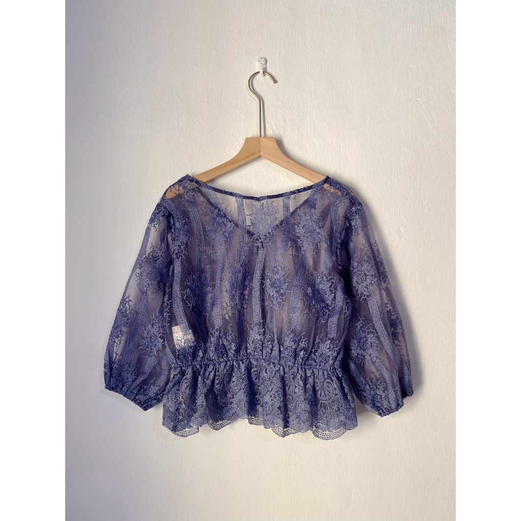 Áo ren kiểu cổ tim tay lửng dáng peplum màu xanh vintage secondhand