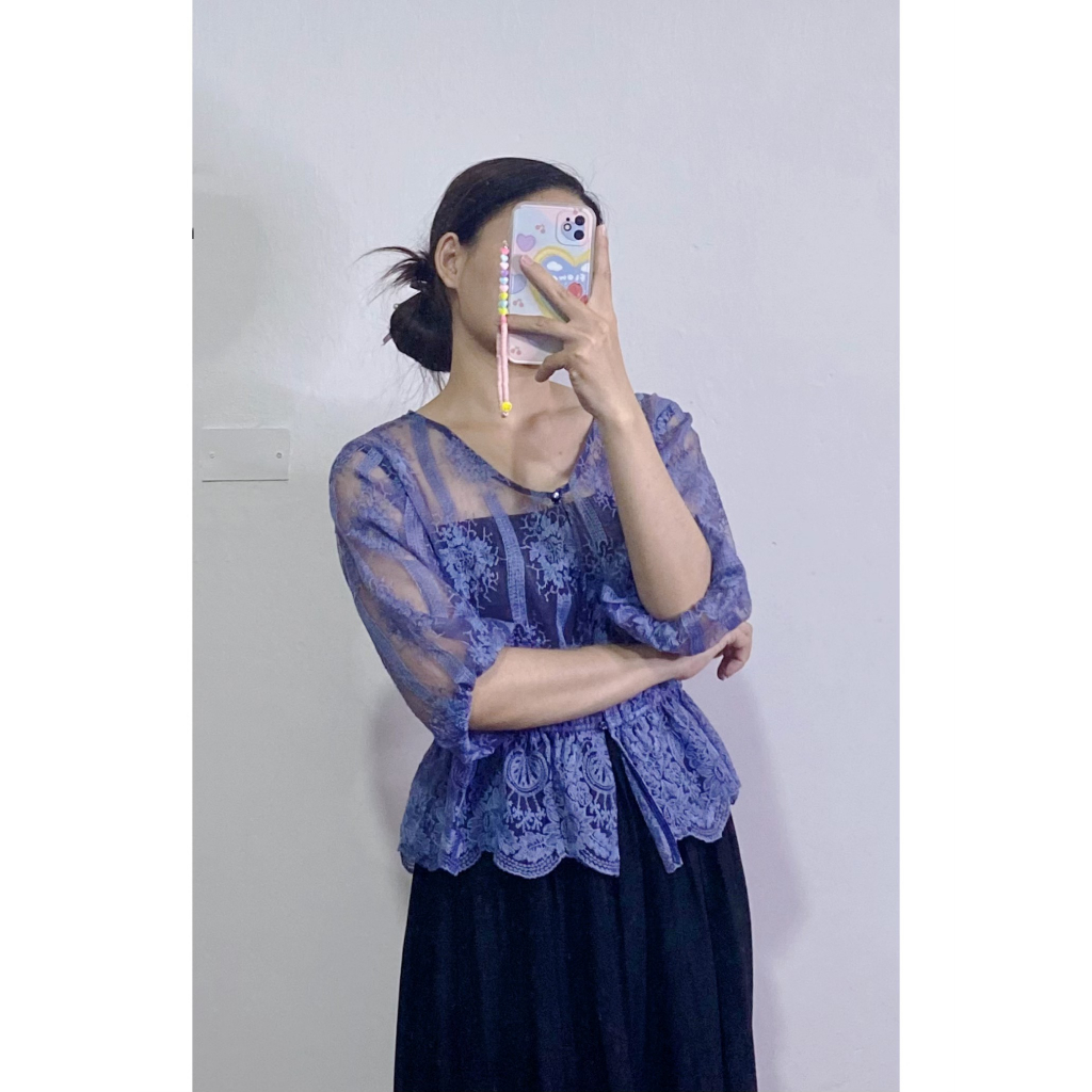 Áo ren kiểu cổ tim tay lửng dáng peplum màu xanh vintage secondhand