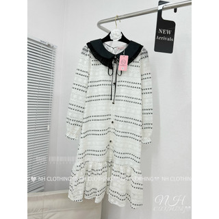 Váy ren phối cổ sm