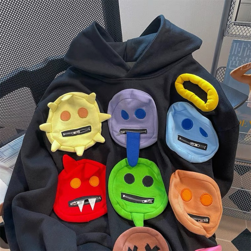Áo hoodie thêu túi hình mặt quỷ UNISEX nam - nữ