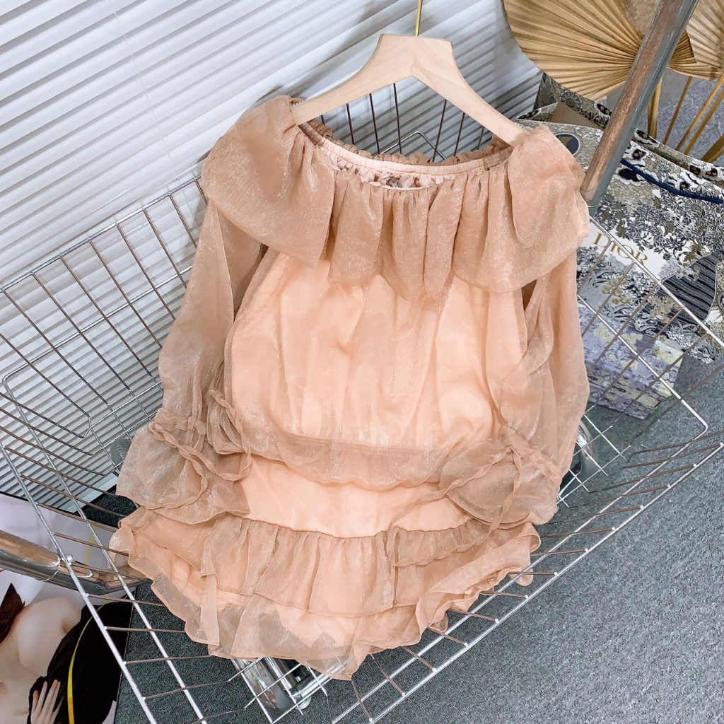 Set Bộ Đồ Nữ Tơ Hồng Áo Tơ Nhũ Trễ Vai Dài Tay Bèo Chun Gấu Mix Chân Váy Viền Bèo 2 Lớp Freesize