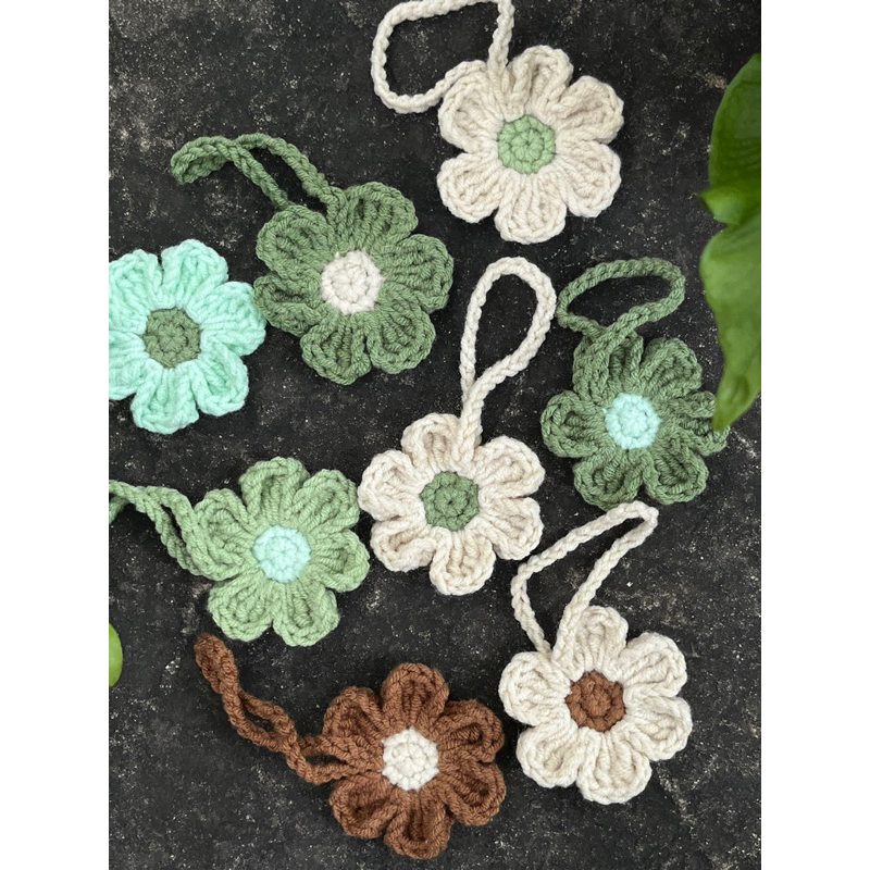 Móc khoá len handmade/ Móc khoá hoa