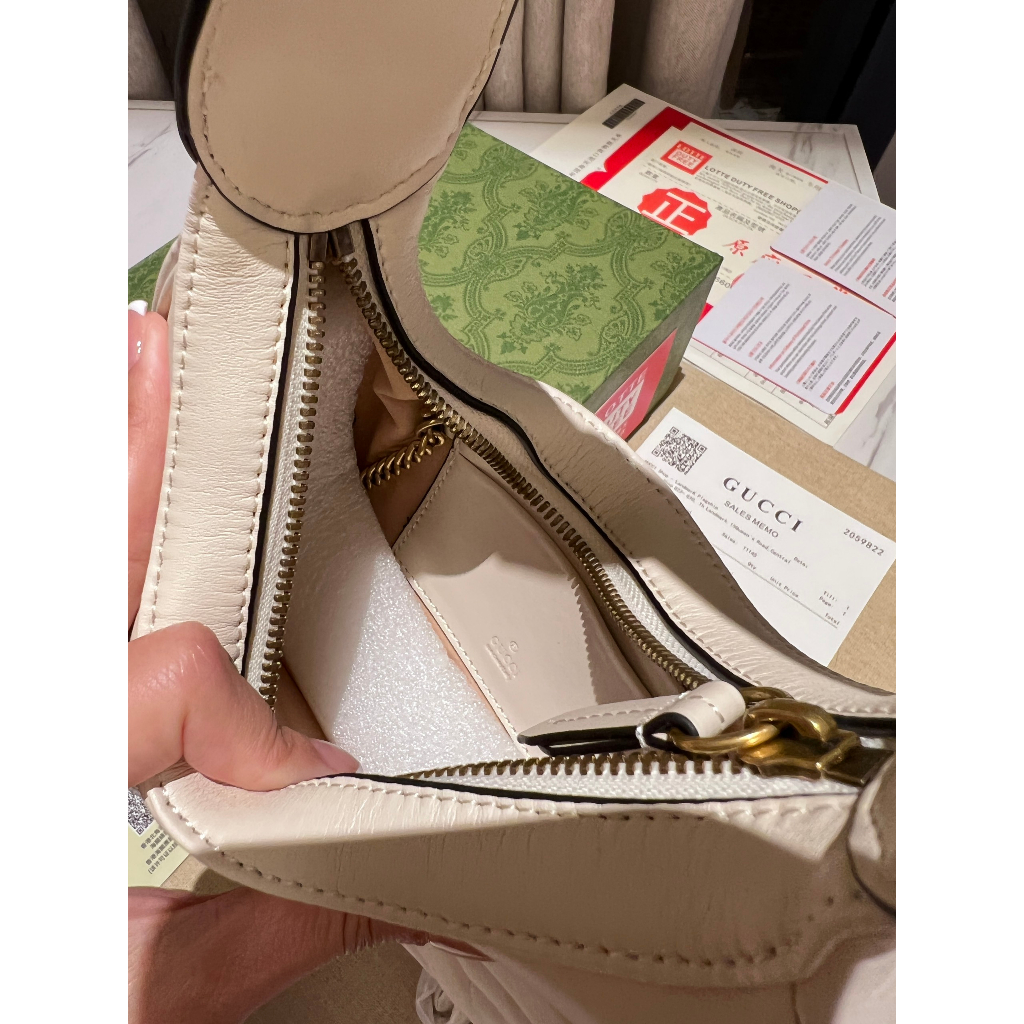 Túi Gucci kẹp nách - Size 21cm - 2 màu - Chất da thật 100% - Kèm quai xích đeo dài - Bộ khoá mạ vàng đồng giả cổ
