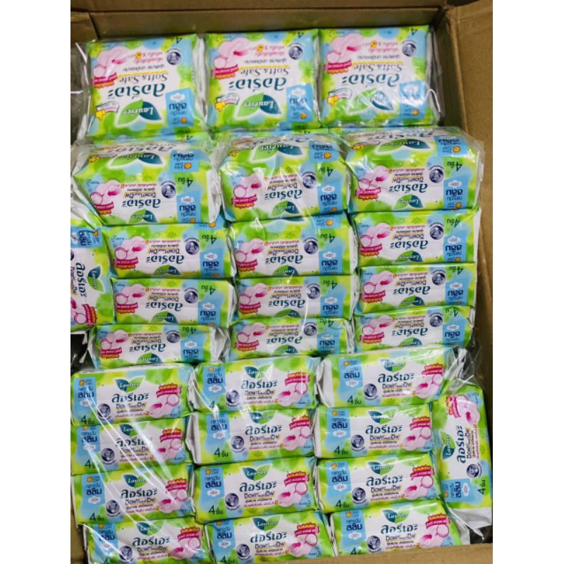 Băng VS LAURIER Thái Lan ban ngày gói 4 miếng siêu thấm chống tràn mềm mịn có cánh pantyliner sanitary napkin 191778