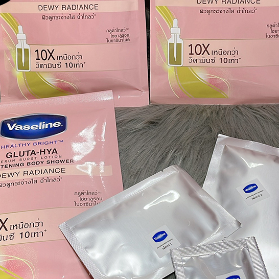 Set kem tắm trắng bật tone Vaseline Thái Lan whitening body shower 120gr - Dạng gói