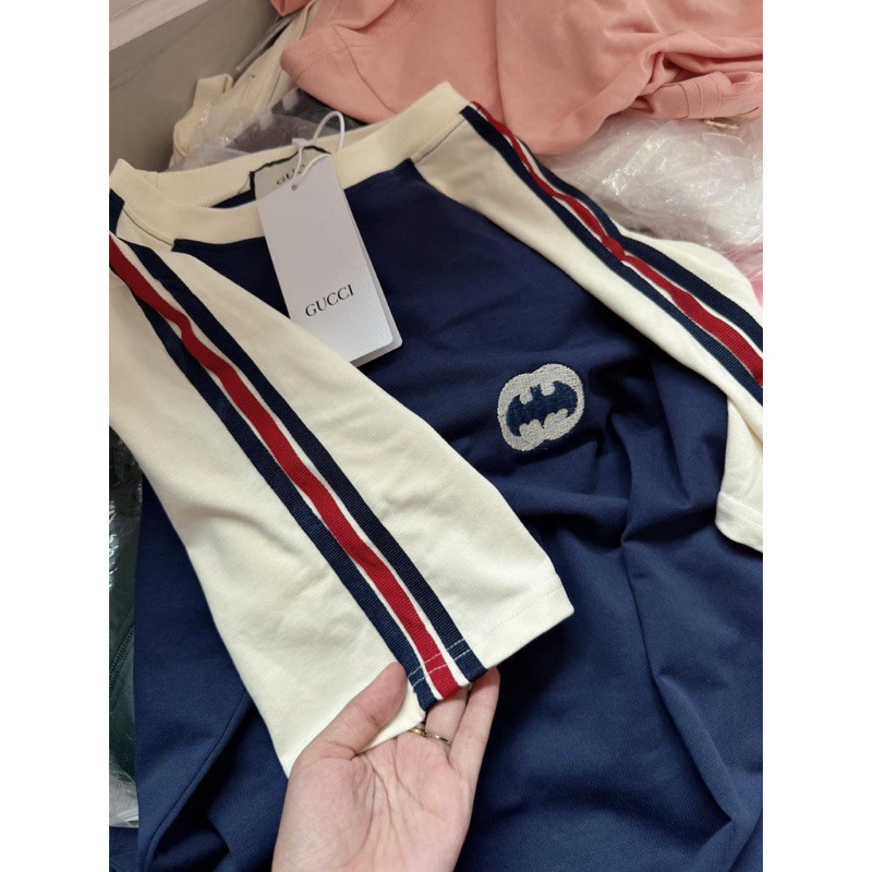 Áo Phông Thêu G Pha Viền Vai Loại Thêu Dây Nổi Chuẩn Loại 1