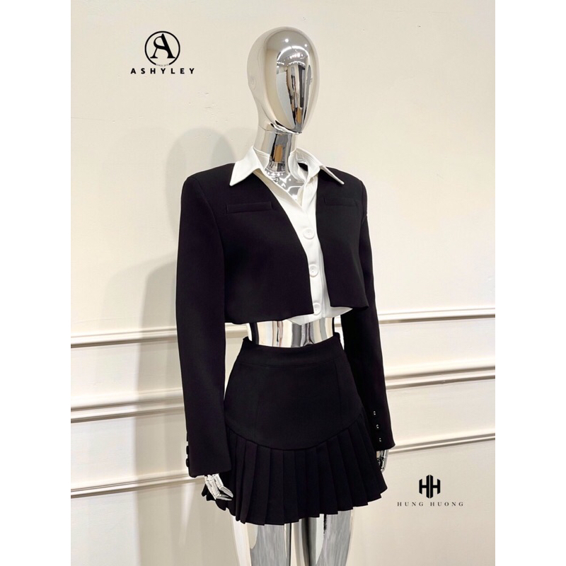 Set 𝐑𝐈𝐌𝐎 𝐀𝐒𝐇𝐘𝐋𝐄𝐘 áo blazer phối viền cổ trắng kèm chân váy xếp ly