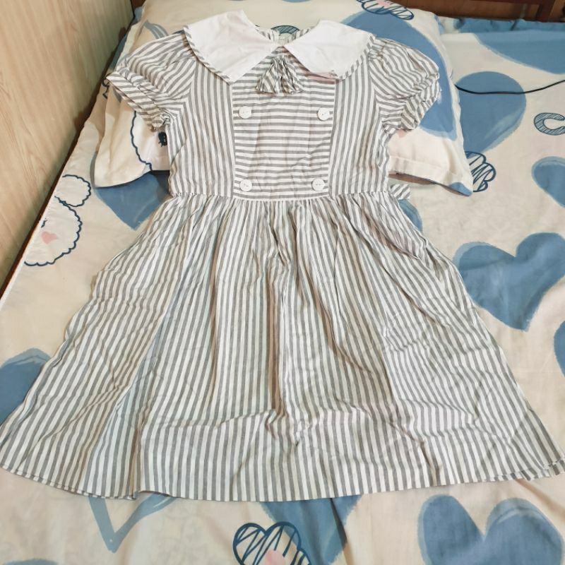 Đầm bé size 130
