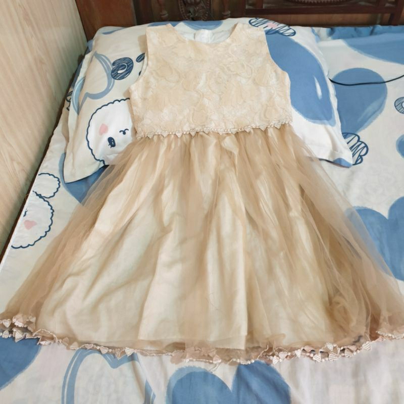 Đầm bé size 130