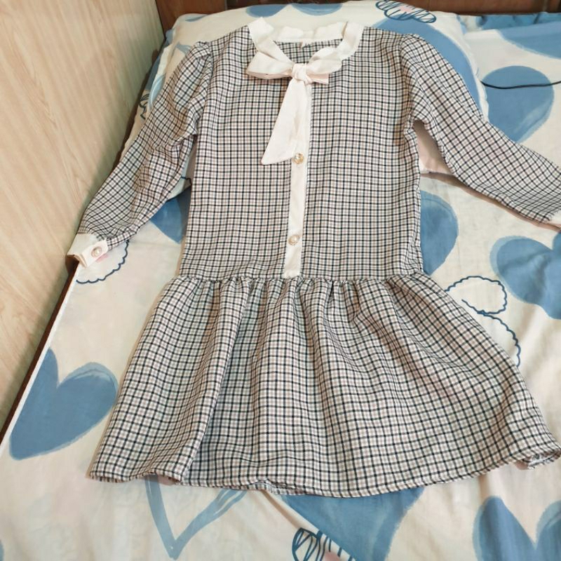 Đầm bé size 130