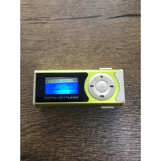 Máy nghe nhạc mp3 bãi nhật
