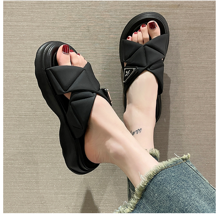 Dép Nữ Sandal  Dép Quai Chéo Thời Trang Phong cách Hàn Quốc siêu nhẹ chống trơn trượt - QUNA JIA