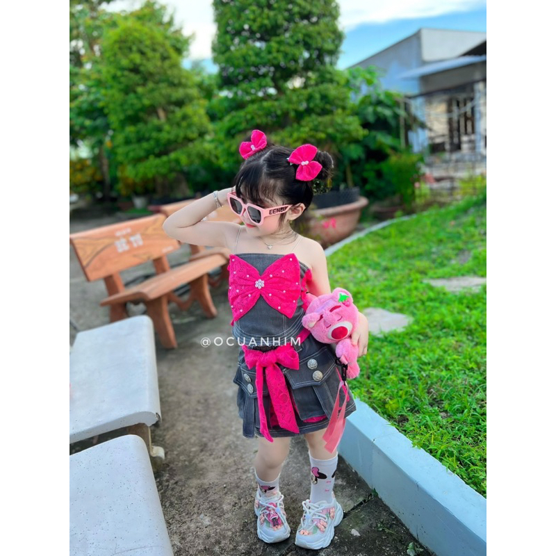 Set váy jeans nơ hồng cá tính cho bé