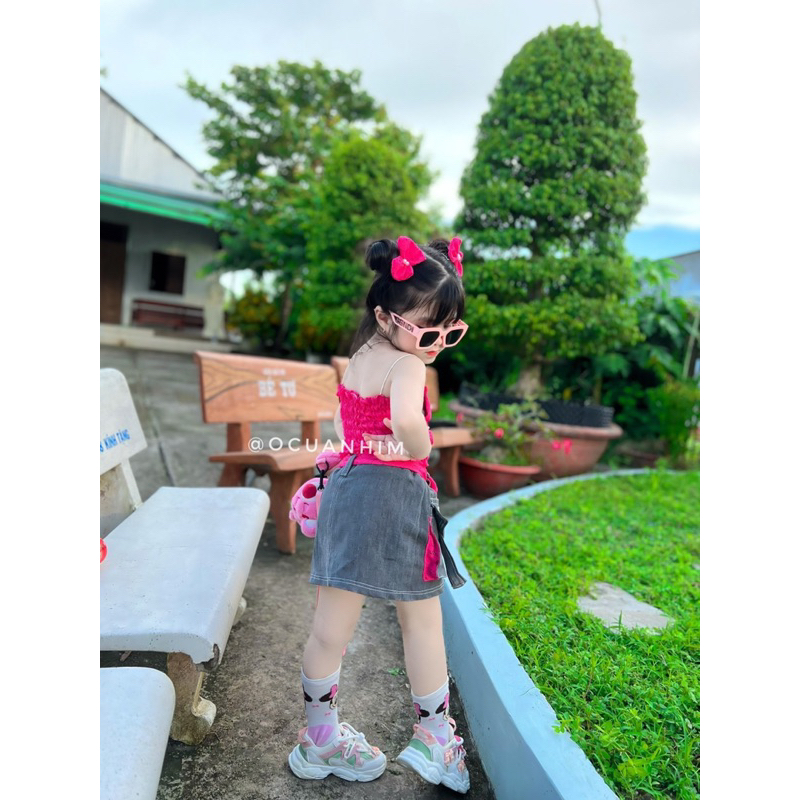 Set váy jeans nơ hồng cá tính cho bé