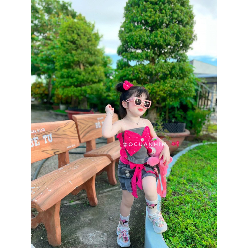 Set váy jeans nơ hồng cá tính cho bé