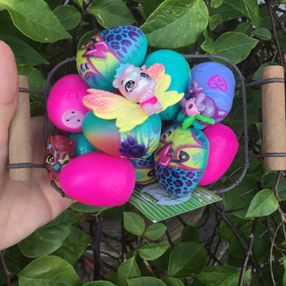 Giỏ trứng Hatchimals - quà tặng trung thu (10 trứng không trùng mẫu thú)