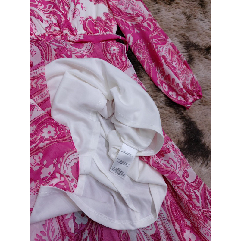 Đầm xuất dư xịn hiệu Taylor chất voal tơ