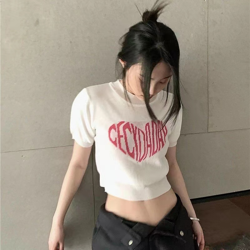 GgFashion Áo thun đan kim cổ tròn, tay ngắn, thêu hình chữ cái trái tim dễ thương