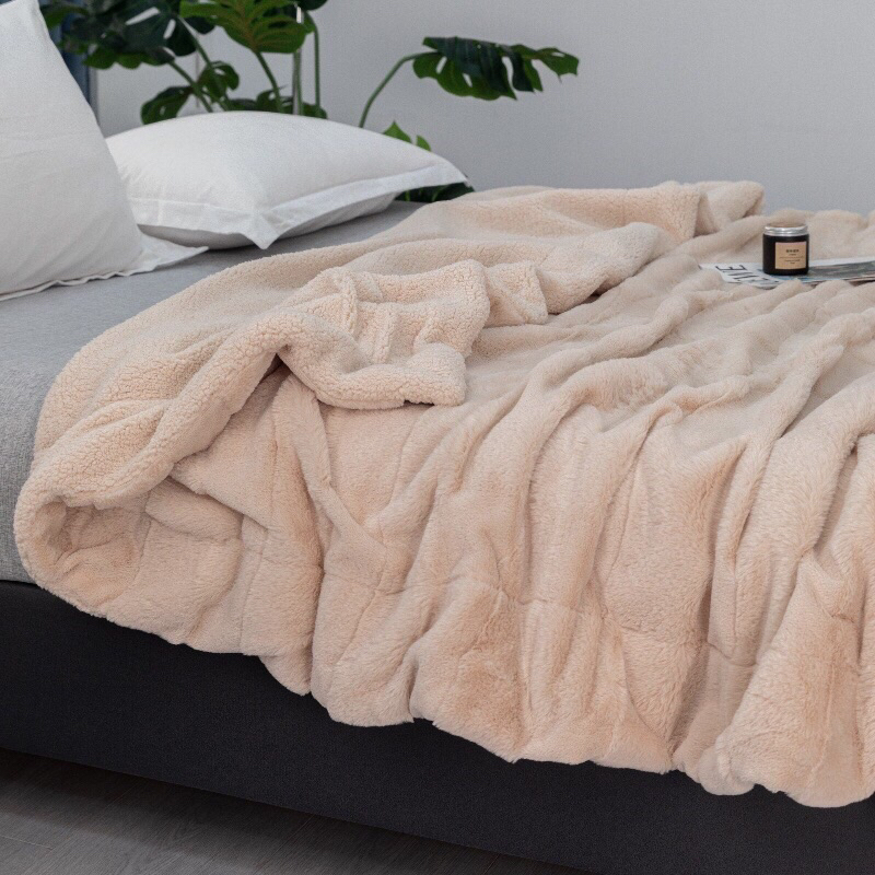 Van su shop-Chăn lông thỏ Rabbit Blanket 2mx2m3