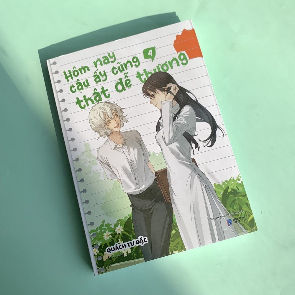 Sách - Hôm Nay Cậu Ấy Cũng Thật Dễ Thương: Tập 4 - Tặng Kèm Ticket Hologram