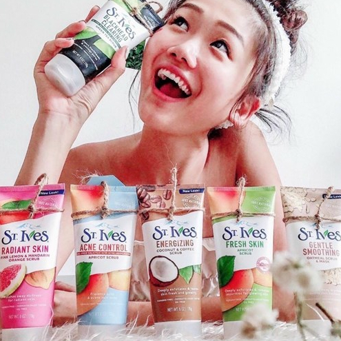 Sữa Rửa Mặt Tẩy Da Chết St.Ives Face Mẫu Mới