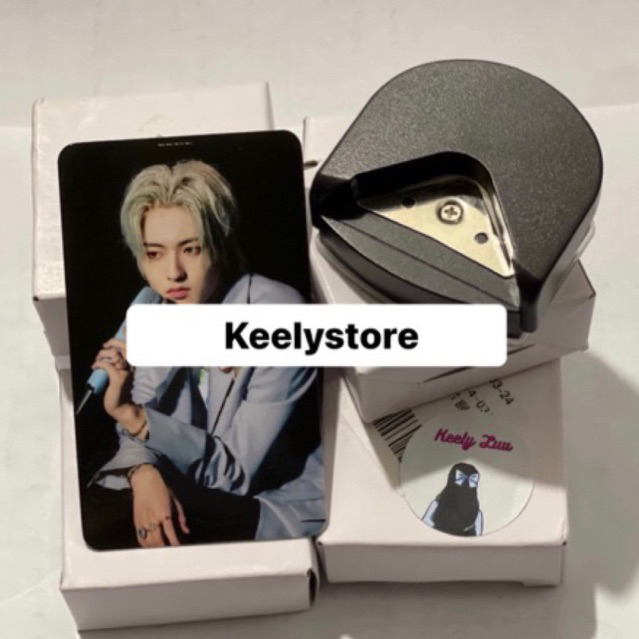 Dụng cụ bấm bo góc photocard