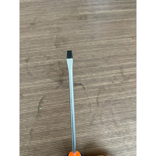 Tô vít 4 cạnh