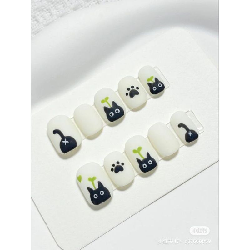 Móng giả_nail box móng thiết kế mèo cute
